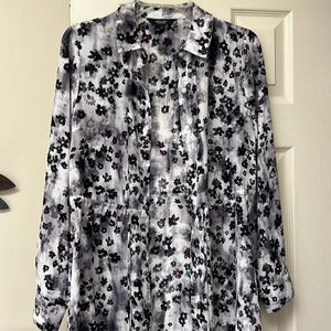 New Simply Vera blouse.
